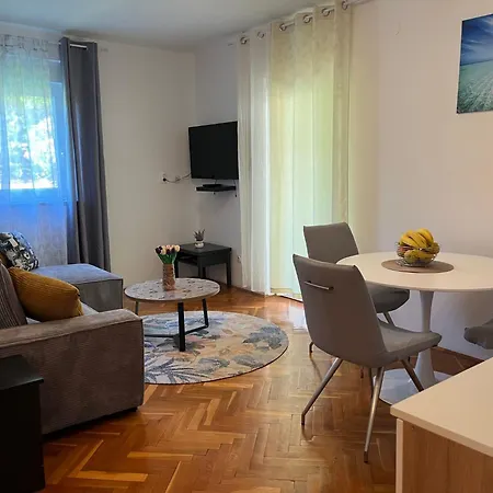 Apartman Meri 2 By Interhome Mali Losinj