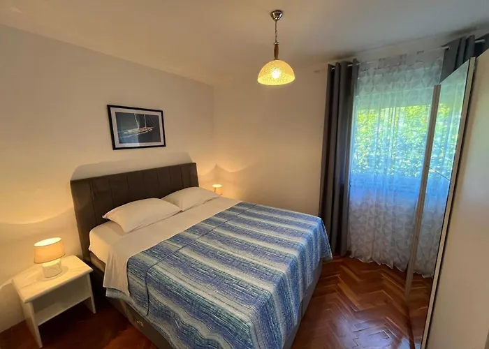 Meri 2 By Interhome Apartamento Mali Lošinj