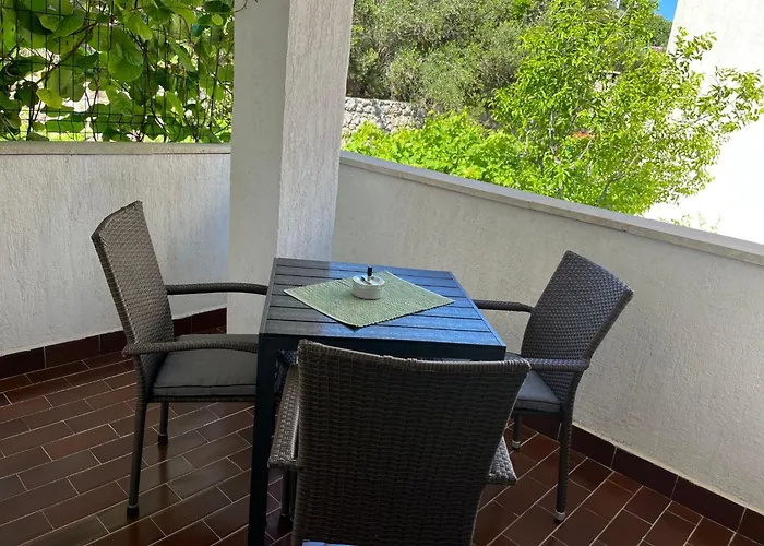 Meri 2 By Interhome * Mali Lošinj