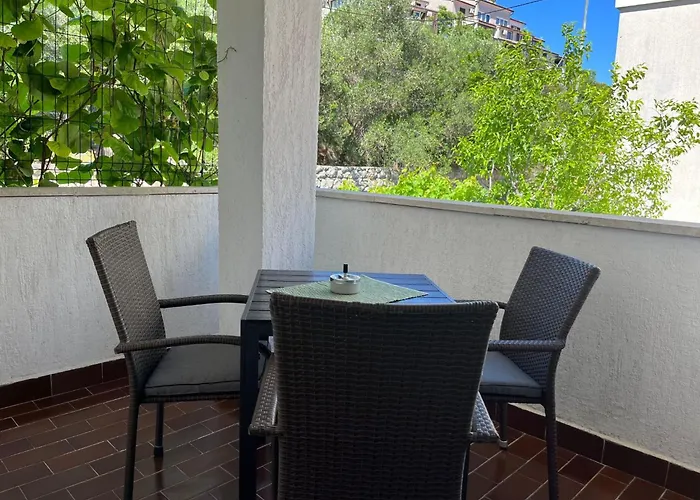 Meri 2 By Interhome * Mali Lošinj